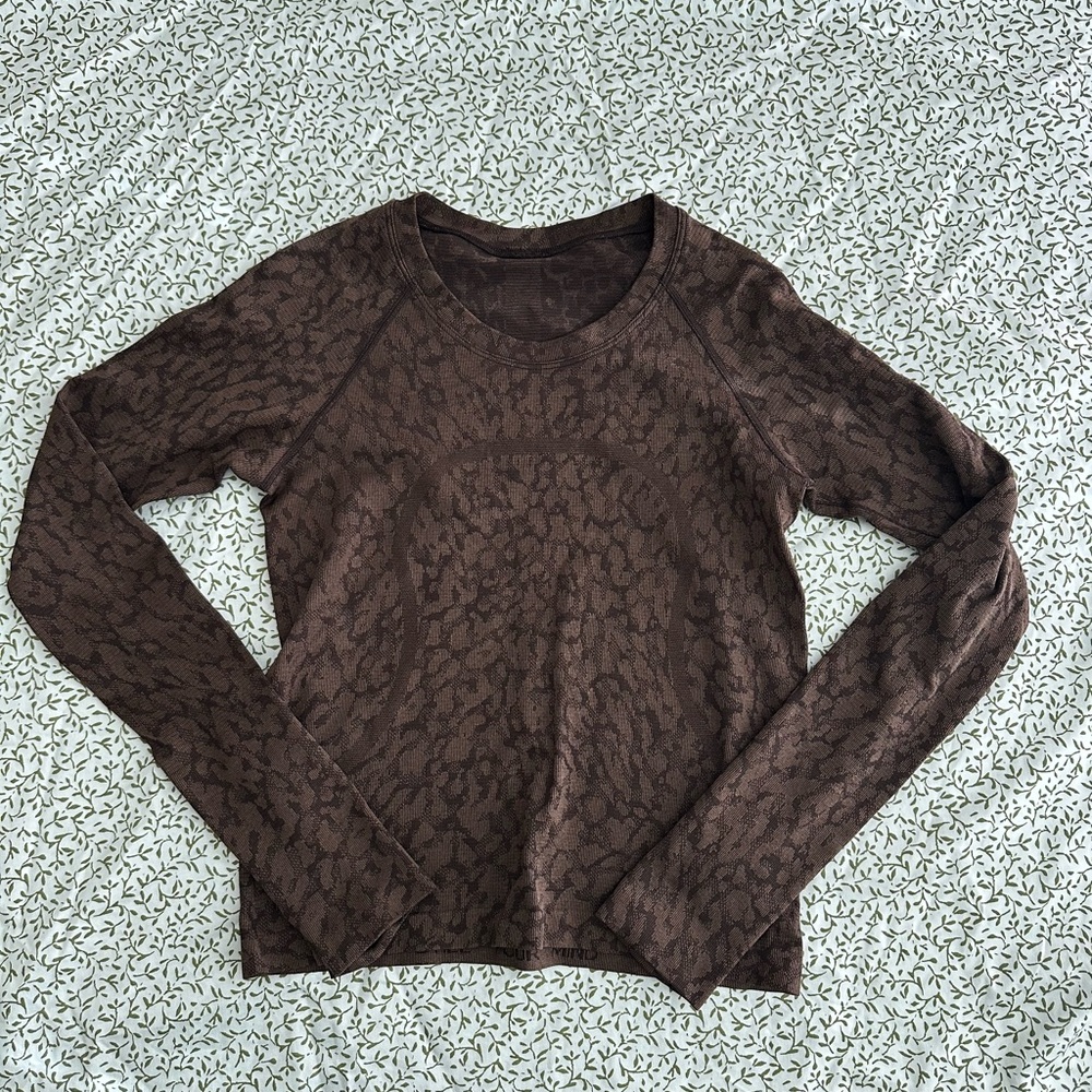 Lululemon — Swiftly Long Sleeve Race Length